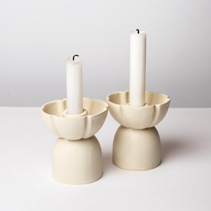 2 Grands Bougeoirs Fleur Crème